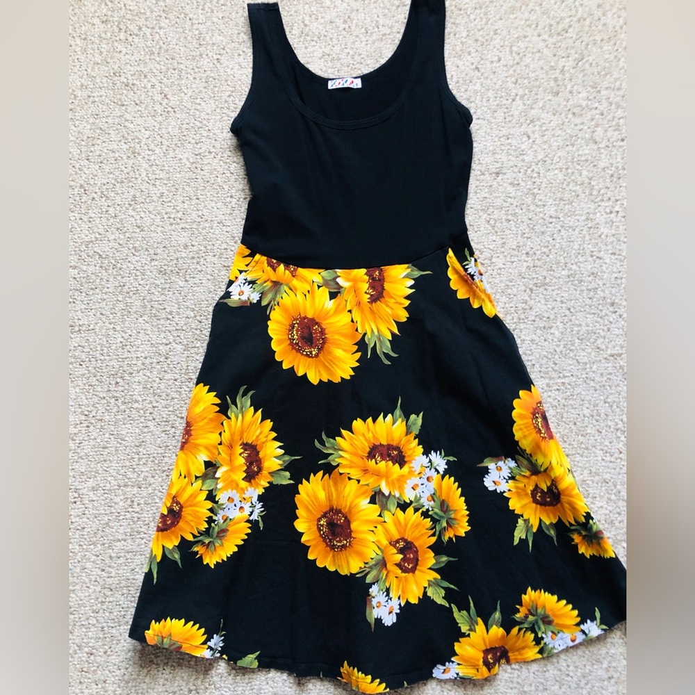 Kira Sunflower Dress.  Size S.